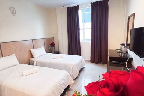 Chariton Hotel Skudai Kiri