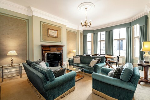 넘버 원 더 맨션 아파트먼트 바이 맨슬리