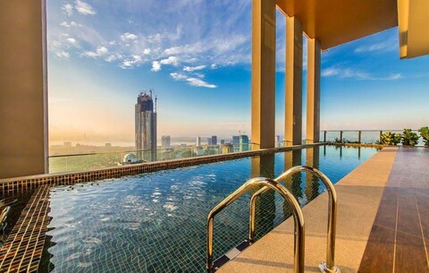 Setia Sky88 Minimalist Design Double Room