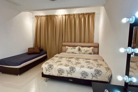 Ramada medini Apartment