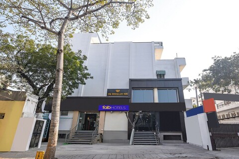 팹호텔 더 화이트 클리프 인