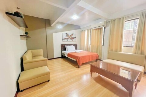 Stone House Hotel Manila