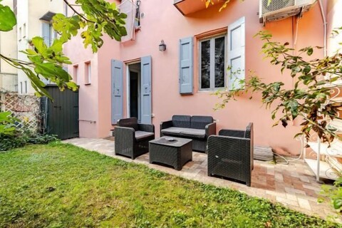 Oasis in the Center of Bologna