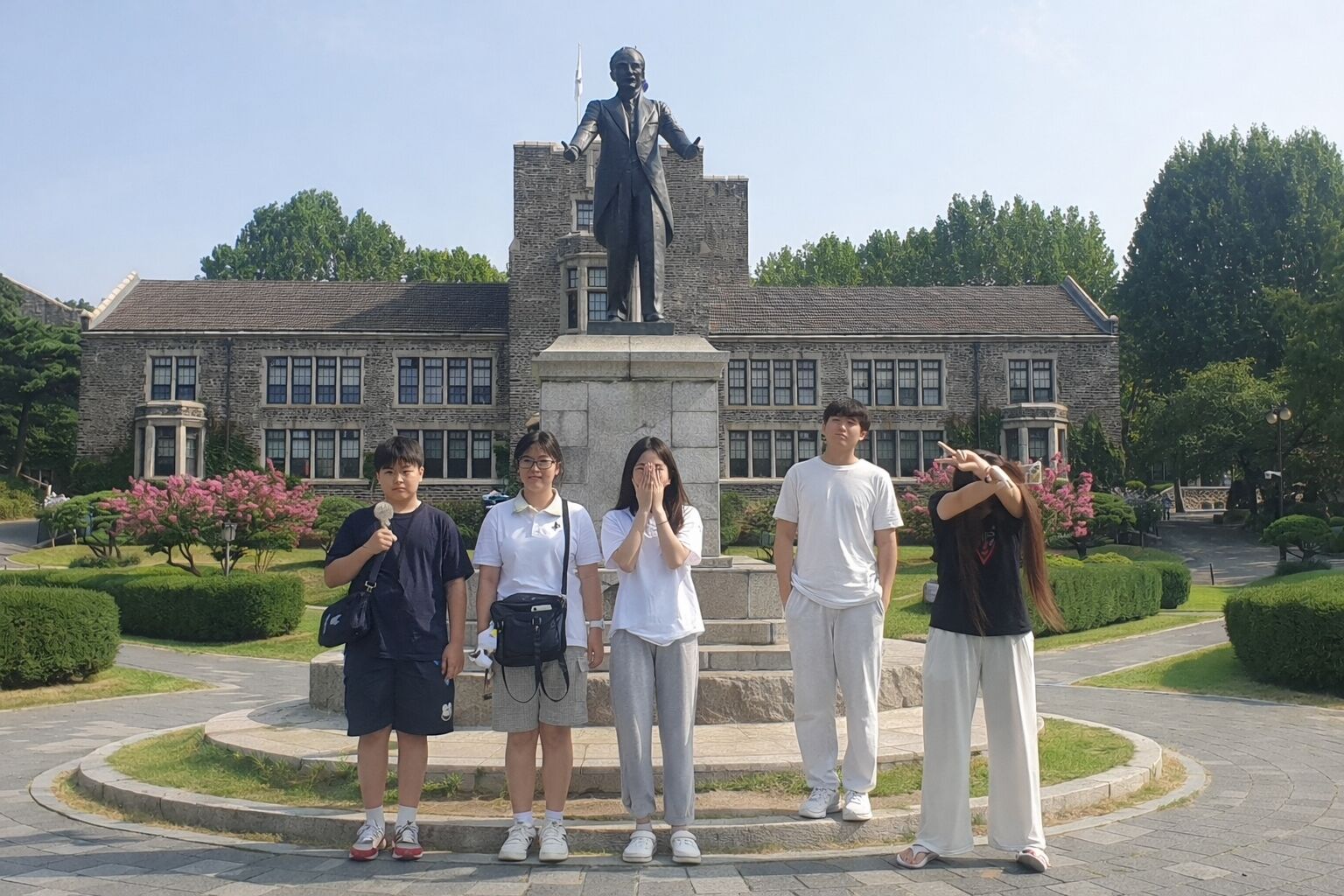 연세대학교 학생과 함께하는 연세대 투어 & 멘토링 / (4~6명 소규모)