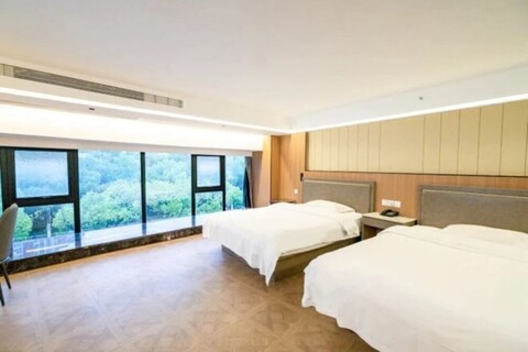 Yaqi Business Hotel Shanghai