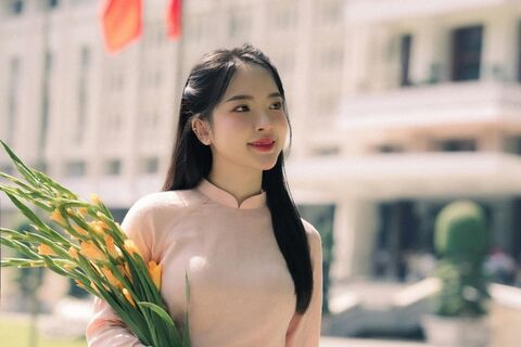 호치민 스냅촬영 - 호치민 아오자이 인생샷 스냅 패키지｜헤어 & 메이크업 포함 촬영 패키지