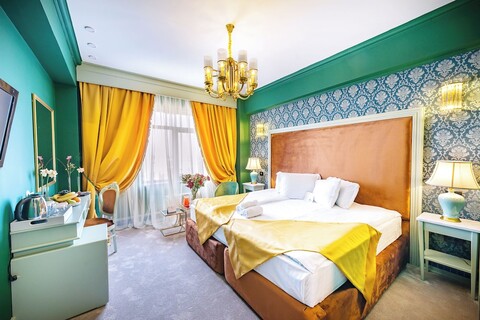 페니키아 그랜드 호텔