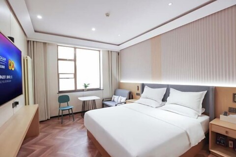 Super8 Yuet Hotel (Beijing Qilizhuang Branch)