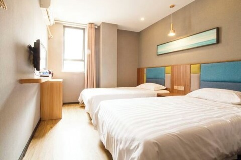 Ripple Yun Hotel (Shanghai Xinqiao Xinjia Plaza)