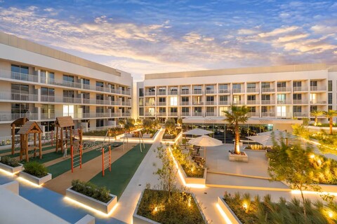 보그 | 루마22 이스트 주메이라 빌리지 서클, 서클 몰 근처