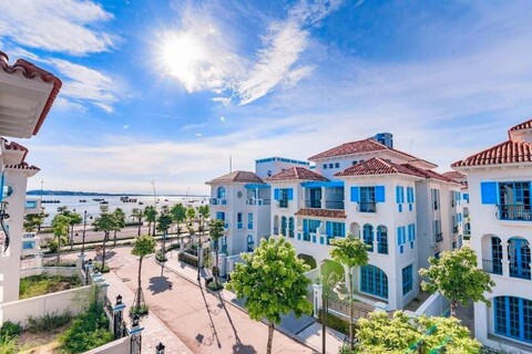 Phoenix Villas Sun Ha Long