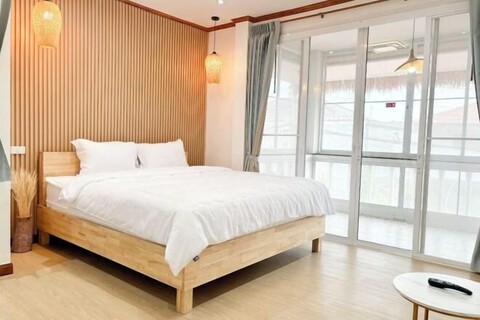 Jomtien Beach Pool Villa