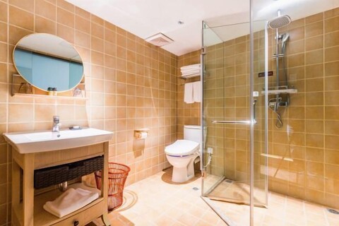 Grand Cozy Hotel (Nanjing University of the Arts Longjiang Subway Station Store)