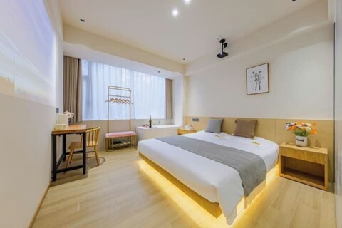 Wuzhen Wanfeng Homestay (Xizha Scenic Area Branch)