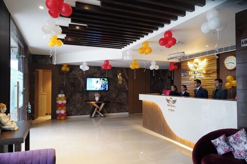 호텔 RRV, 무료 주차 포함