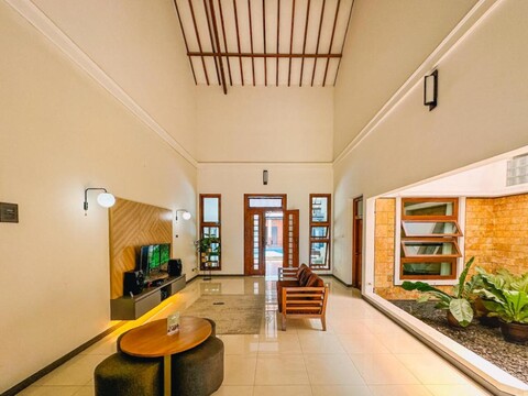 Villa Kamaniya
