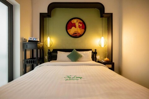 The Lamp Homstay Hue