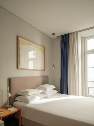 에스퀴나 어번 로지