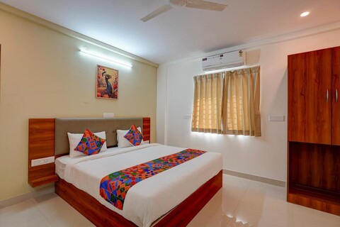 FabHotel Global Stay