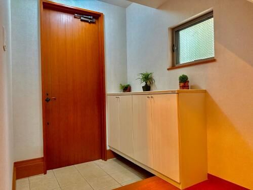4-5F Ikebukuro Business District hotel, 9 mins to ST Max 4P 池袋商务区 全新装修 交通中心 车站9分钟 最大4人 直达新宿 涉谷 表参道 品-i