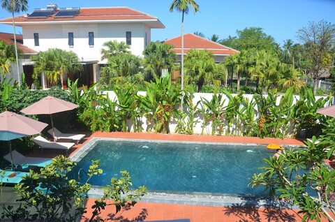 호이 안 레드 프렌지파니 빌라