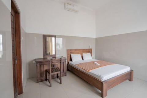 Rommeo Inn Lovina Mitra RedDoorz