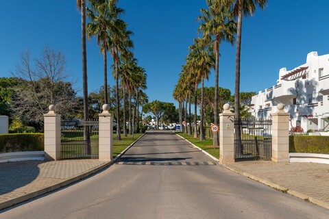 알부페이라 발라아 골프 빌리지 5, 호밍 제공