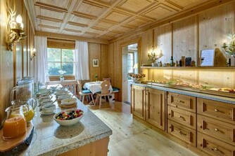 Hotel Alpenhof - ruhige Wohlfuhloase zwischen Munchen, dem Funf-Seenland und den Bergen, in S-Bahnna