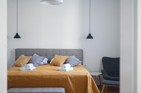 월리 아파트먼츠 바이 플랫 화이트