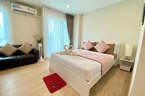 Classy at Bangsaen @The East Ville Bangsaen