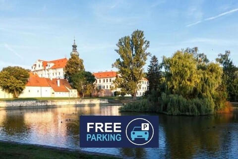 호텔 아달베르트