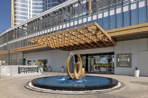 스테이브리지 스위트 두바이 비즈니스 베이 바이 IHG