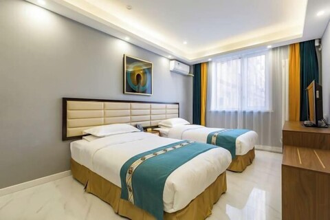 Beijing Zhongyouyuan Hotel (Beijing Niujie Taoranting Subway Station Branch)