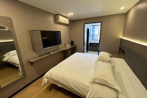 Chuanying Fashion Hotel