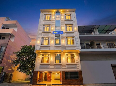 팹호텔 DNU 팰리스