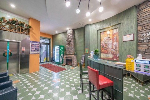 Hangzhou Denver Countryside Hotel (Agriculture and Forestry University)