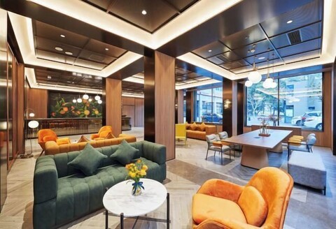 Orange Hotel (Shanghai Caobao Road Sun Moon Light Center)