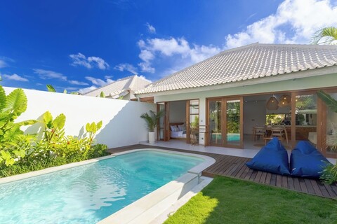 빌라 루나, 퍼타마 매니지먼트 제공