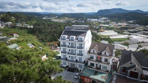 힐 사이드 타운 호텔