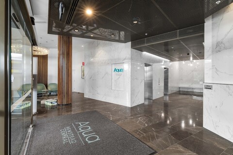 아쿠아 뉴스테드의 세련된 2베드룸 아파트먼트