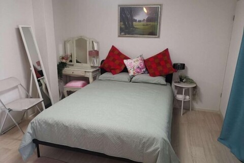 Shin Awaji Building II, 202 Heart House,1 minute from Awaji Station.