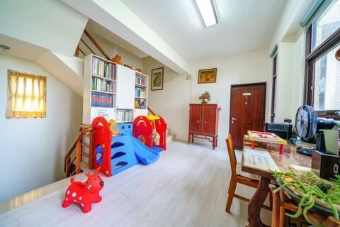 Husband Wife Friendly Bed and Breakfast