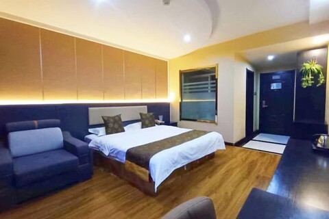 Dunhua Service Building Hotel