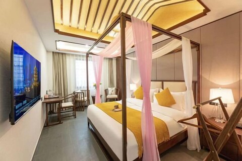 Tongli Cloud House Quadrangle Designer Cinema Hotel