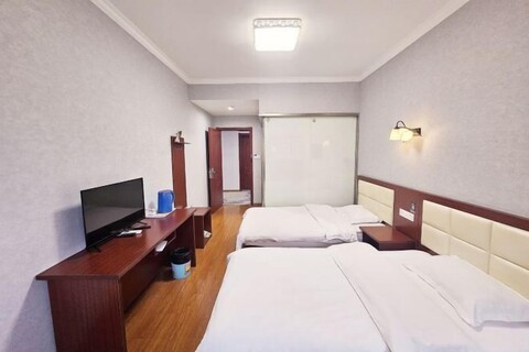 Nanjing Ruijia Hotel (Yuhuatai Scenic Area Branch)