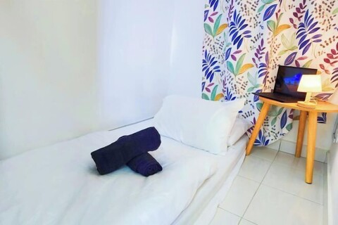 KLIA Lili Residensi 5+2 PAX with Splendid Pool