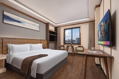Changsheng Hotel (Changsha Railway Station Chaoyangcun Subway Station Branch)