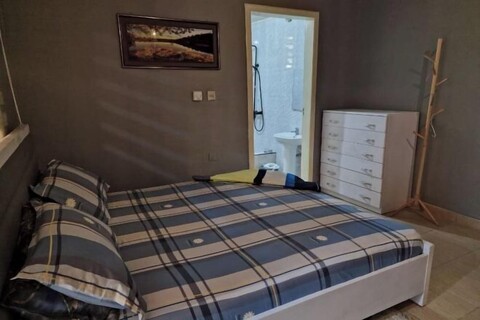 MH Blueberry suite