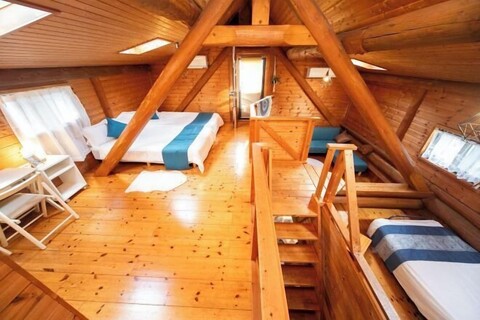 Awaji Seaside Log House