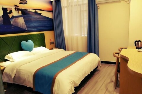 Shenzhen Center Theme Hotel